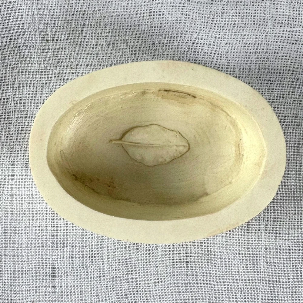 Hen-Feathers Hand-Cast Rose Trinket Box Cream Resin Floral Jewelry Keepsake